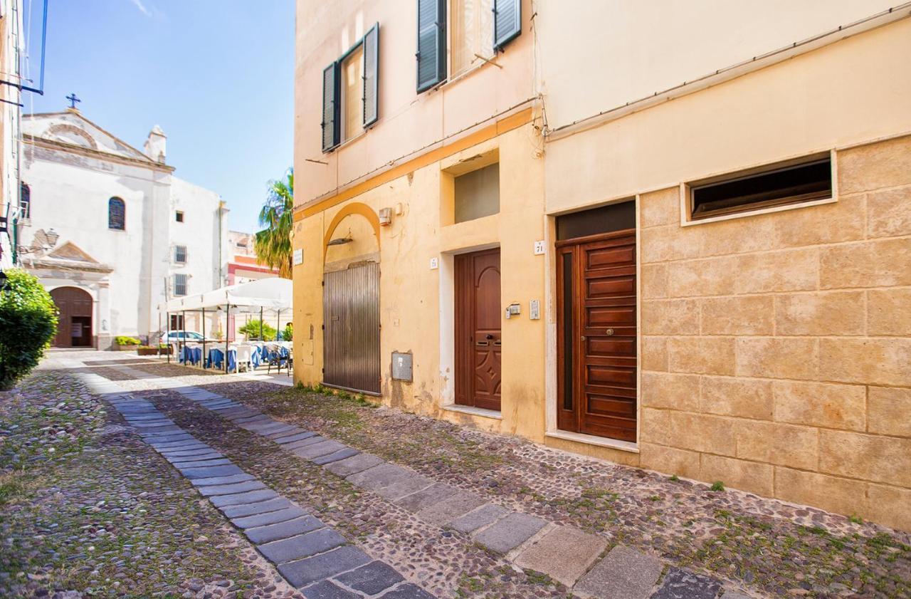 Alghero P.Umberto Old Town Luaran gambar